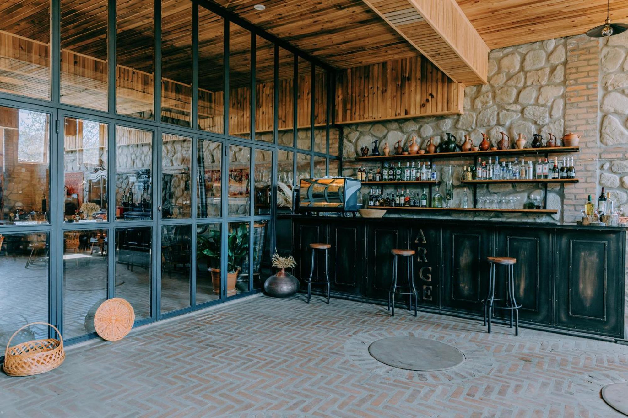 Hotel & Wine Cellar Arge テラヴィ エクステリア 写真